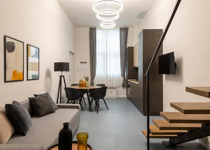 New Luxury Loft - Prada-Bocconi
